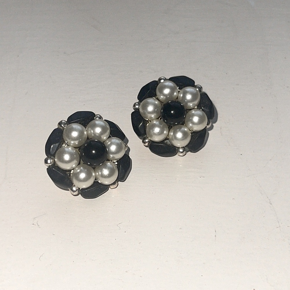 Vintage Clip On Earrings